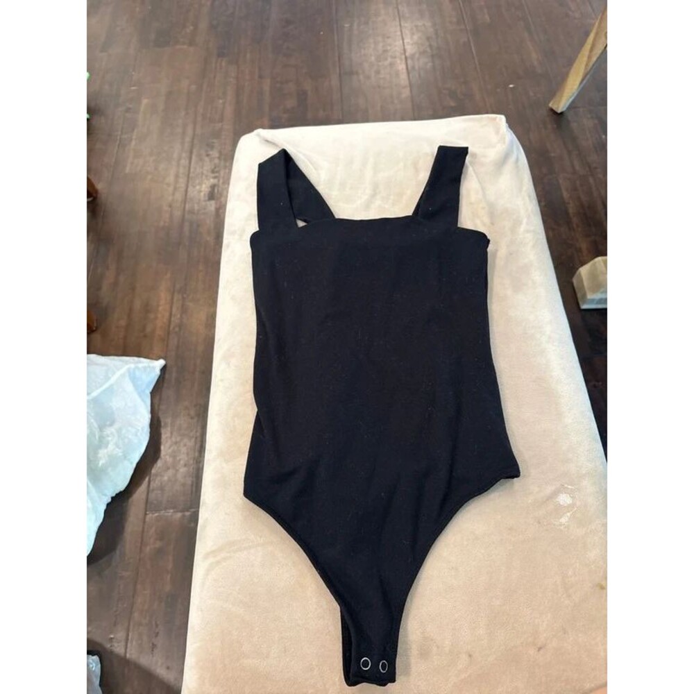 Abercrombie soft a&f collection square neck bodysuit